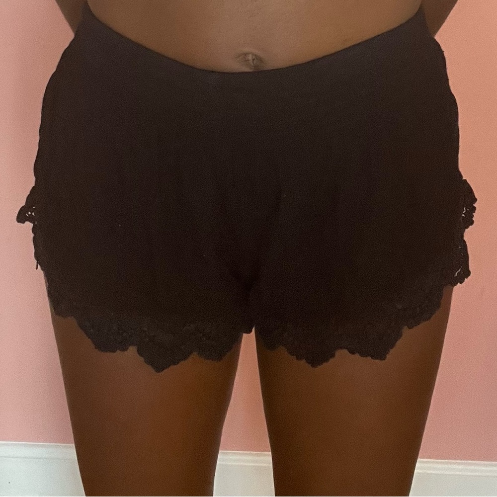 Lace Edge Detail Black Shorts